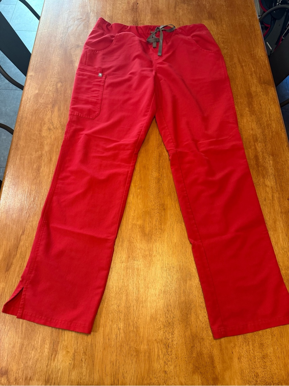 FIGS Women’s Large Tall Kade in Pop Red